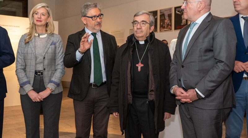 EXPOSICION 100 AÑOS SEMANA SANTA VALLADOLID